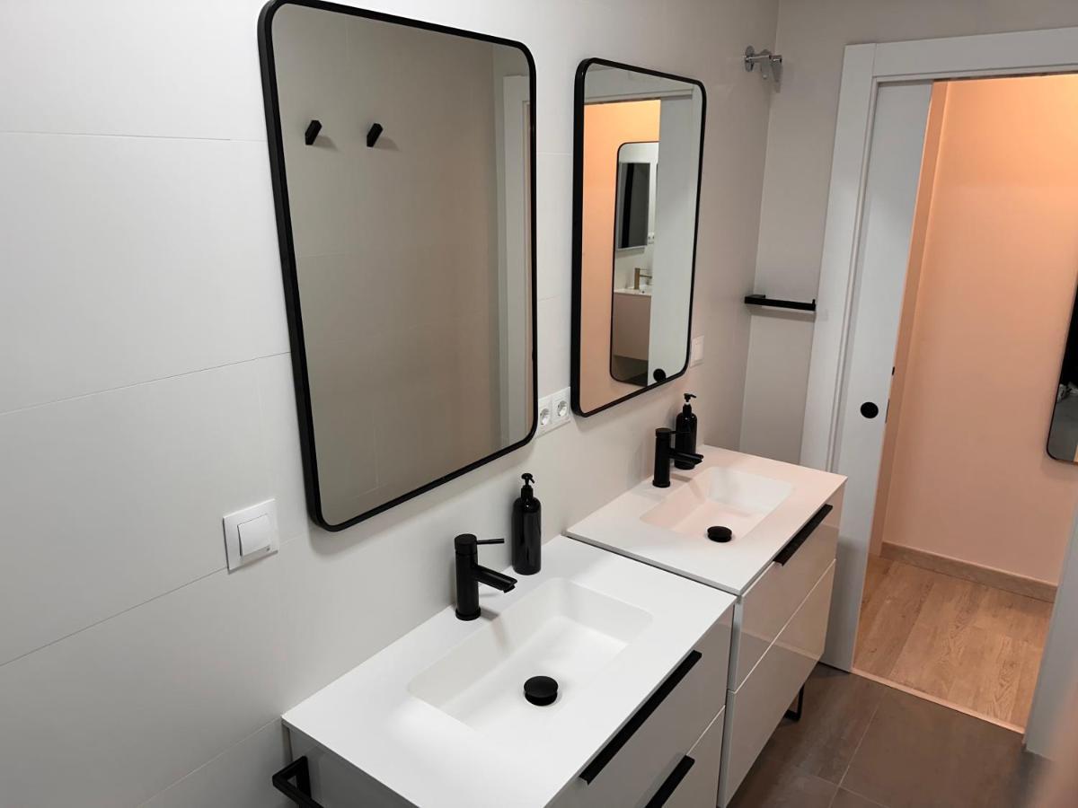 Apartmán Nuestro Rincon Del Centro Historico Especial Grupos Terraza Parking Gratis 02 Màlaga Exteriér fotografie