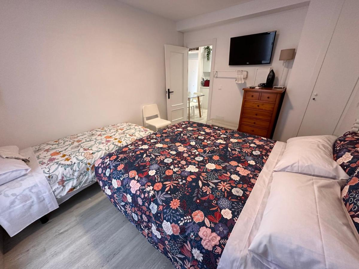 Apartmán Nuestro Rincon Del Centro Historico Especial Grupos Terraza Parking Gratis 02 Màlaga Exteriér fotografie