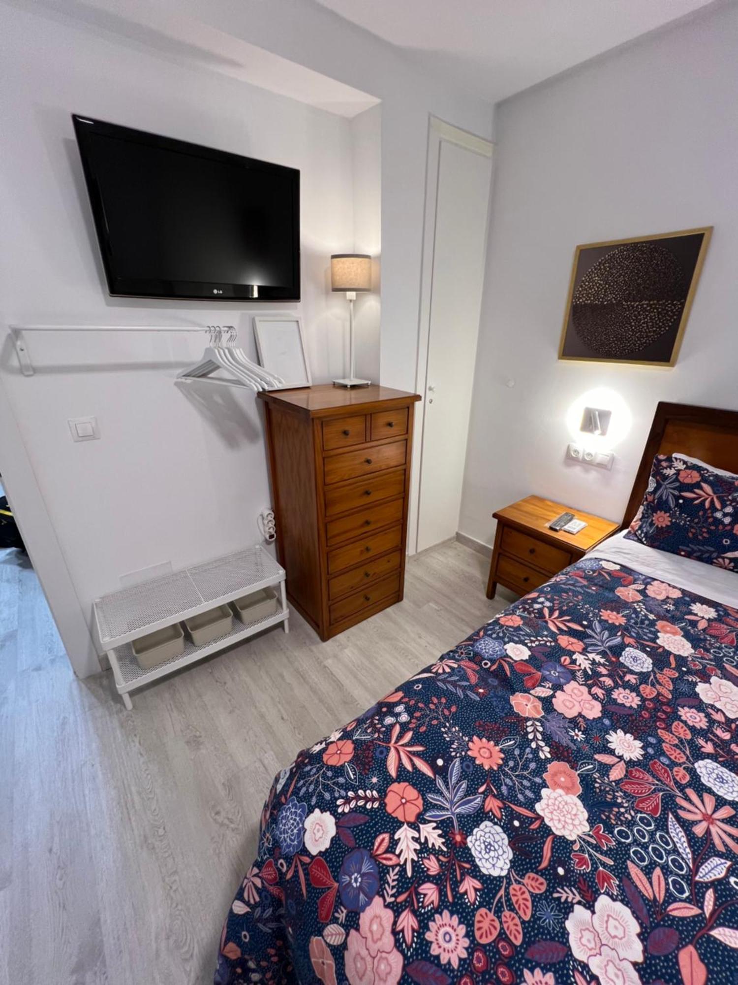 Apartmán Nuestro Rincon Del Centro Historico Especial Grupos Terraza Parking Gratis 02 Màlaga Exteriér fotografie