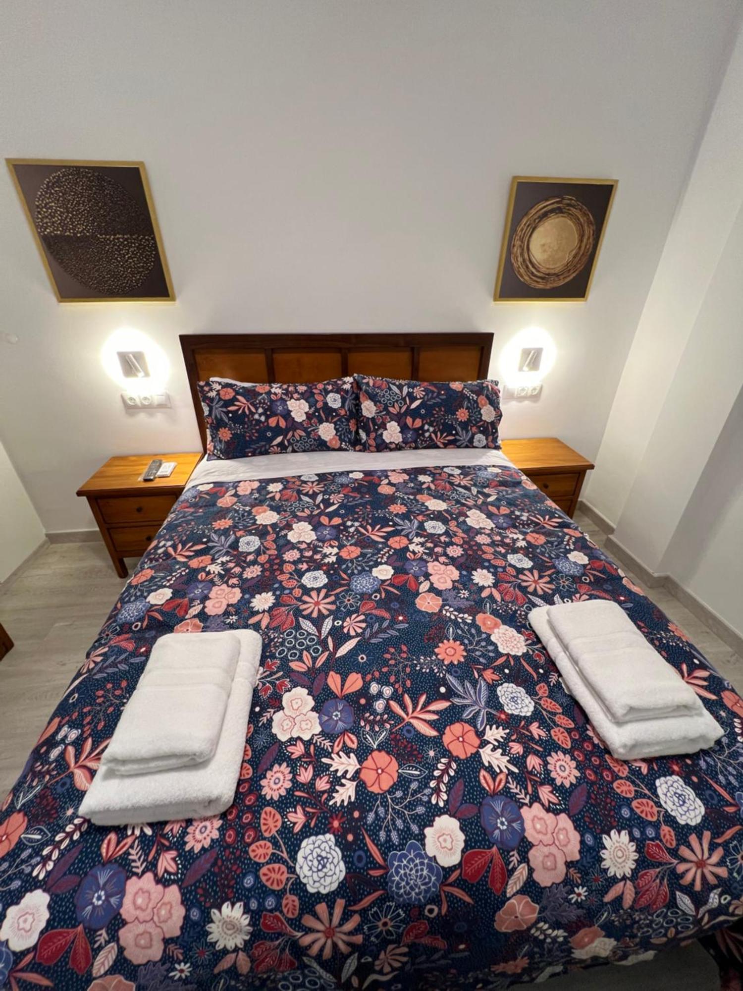Apartmán Nuestro Rincon Del Centro Historico Especial Grupos Terraza Parking Gratis 02 Màlaga Exteriér fotografie