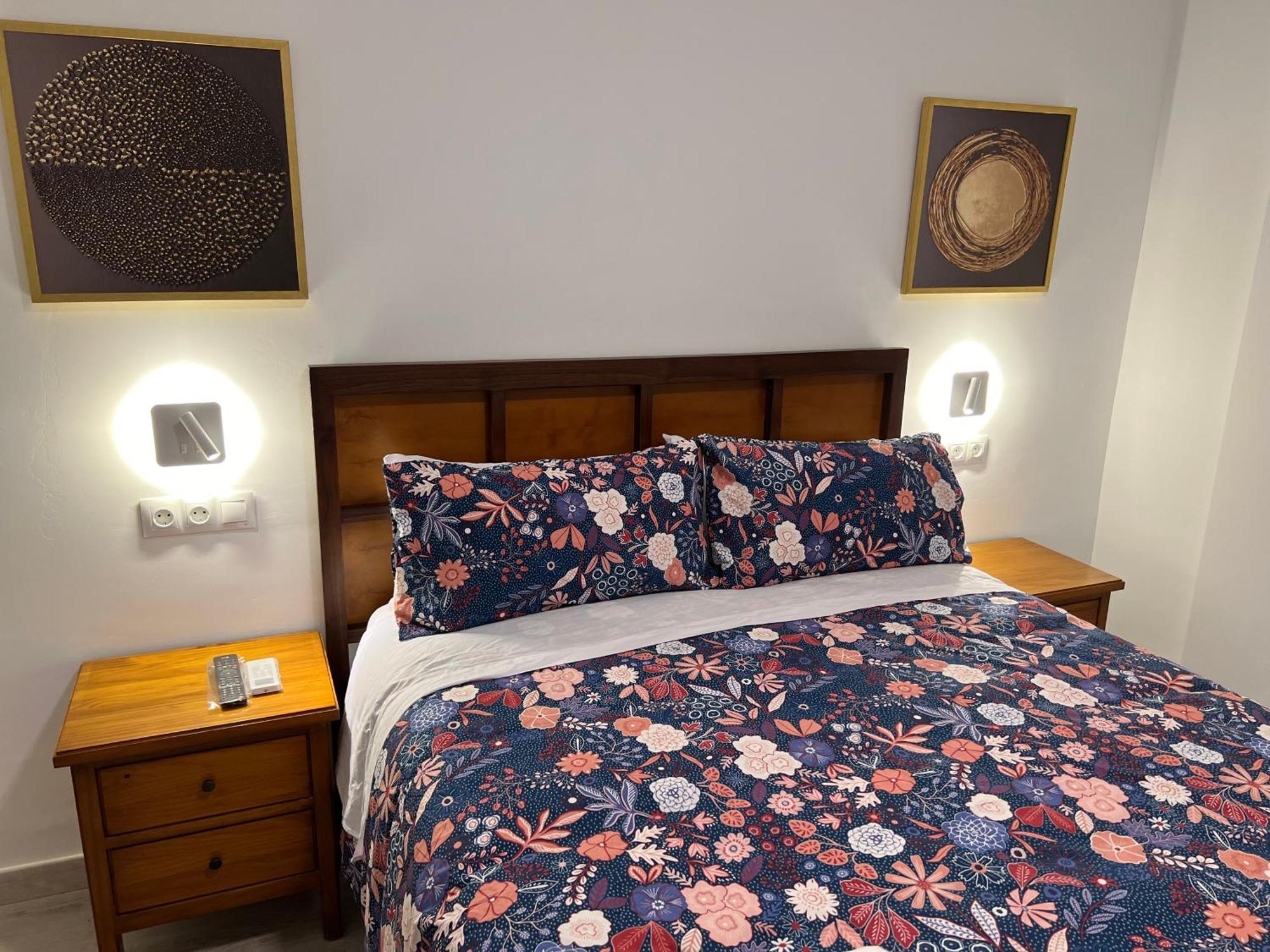 Apartmán Nuestro Rincon Del Centro Historico Especial Grupos Terraza Parking Gratis 02 Màlaga Exteriér fotografie